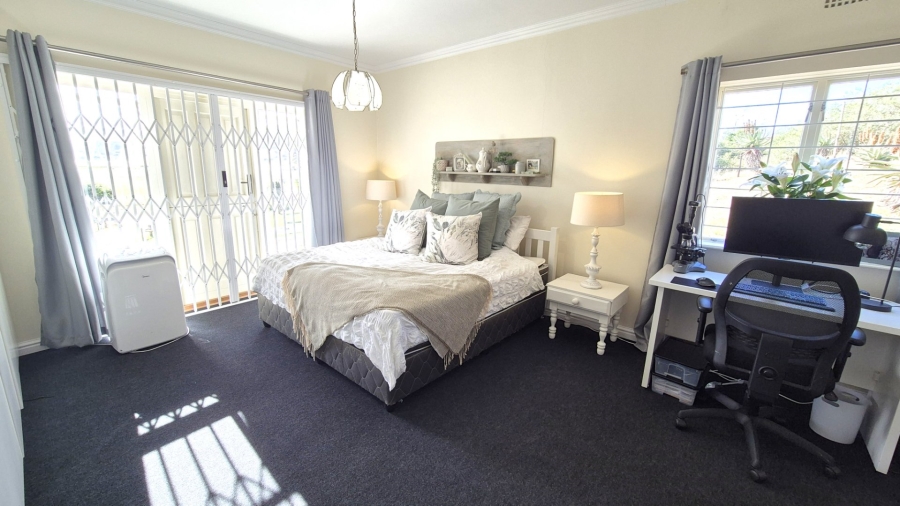 Commercial Property for Sale in Mossel Bay Rural Western Cape